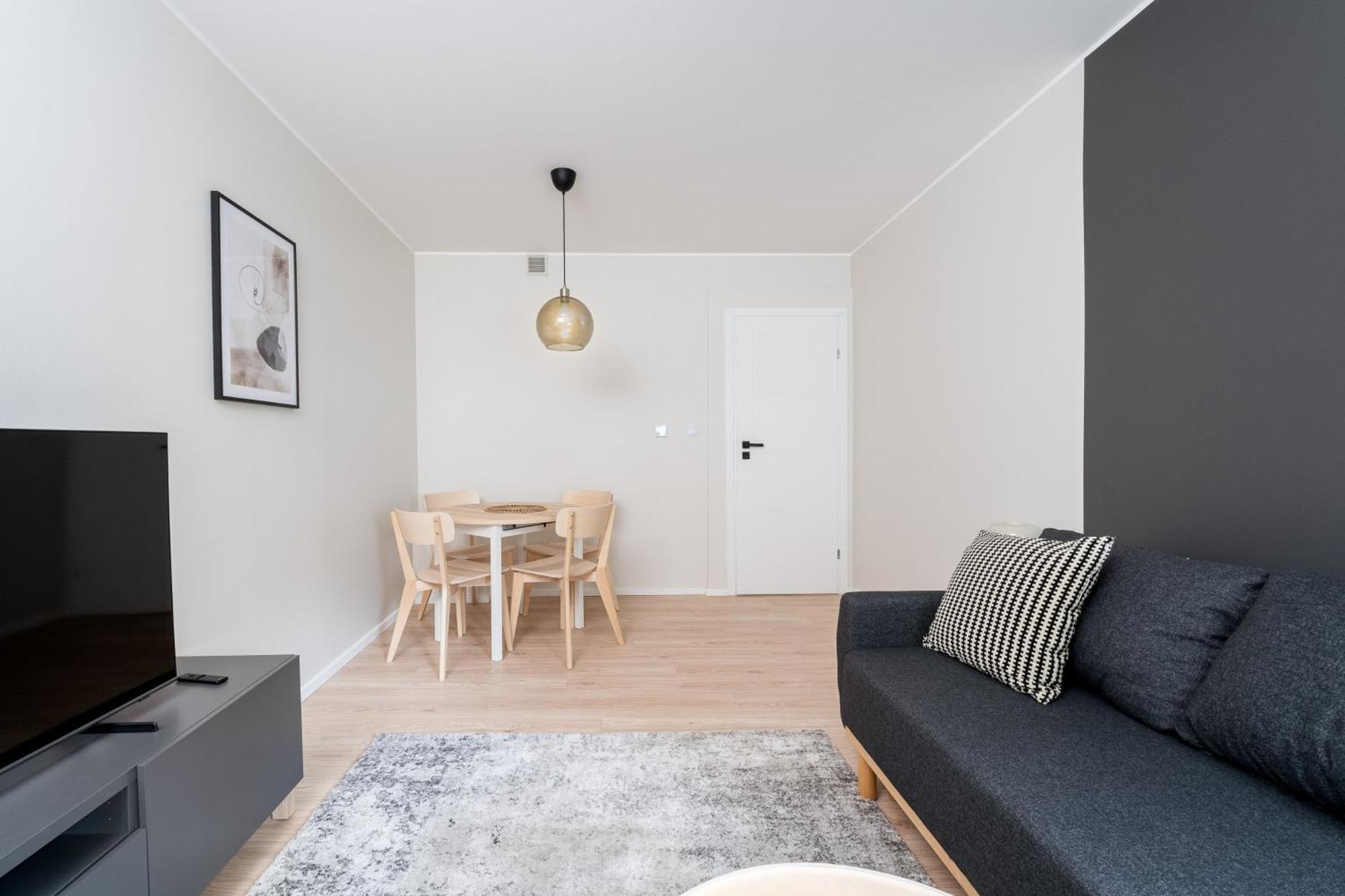 Old Town Modern Apartment
